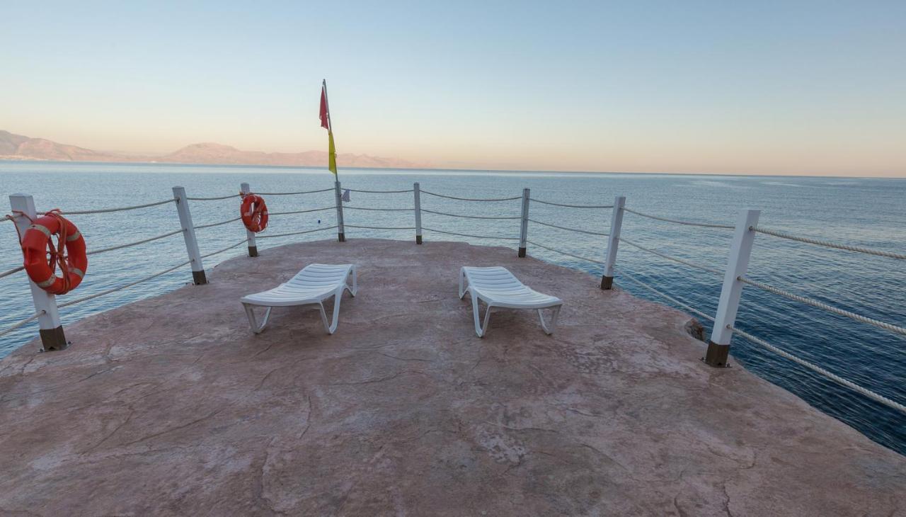 Hotel Perla Del Golfo 3*